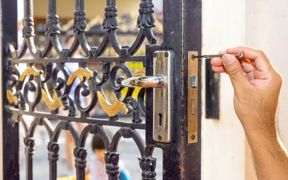 ouverture de porte Paris 2